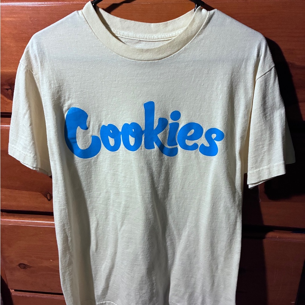 Cookies Cream T-Shirt with Blue Print
